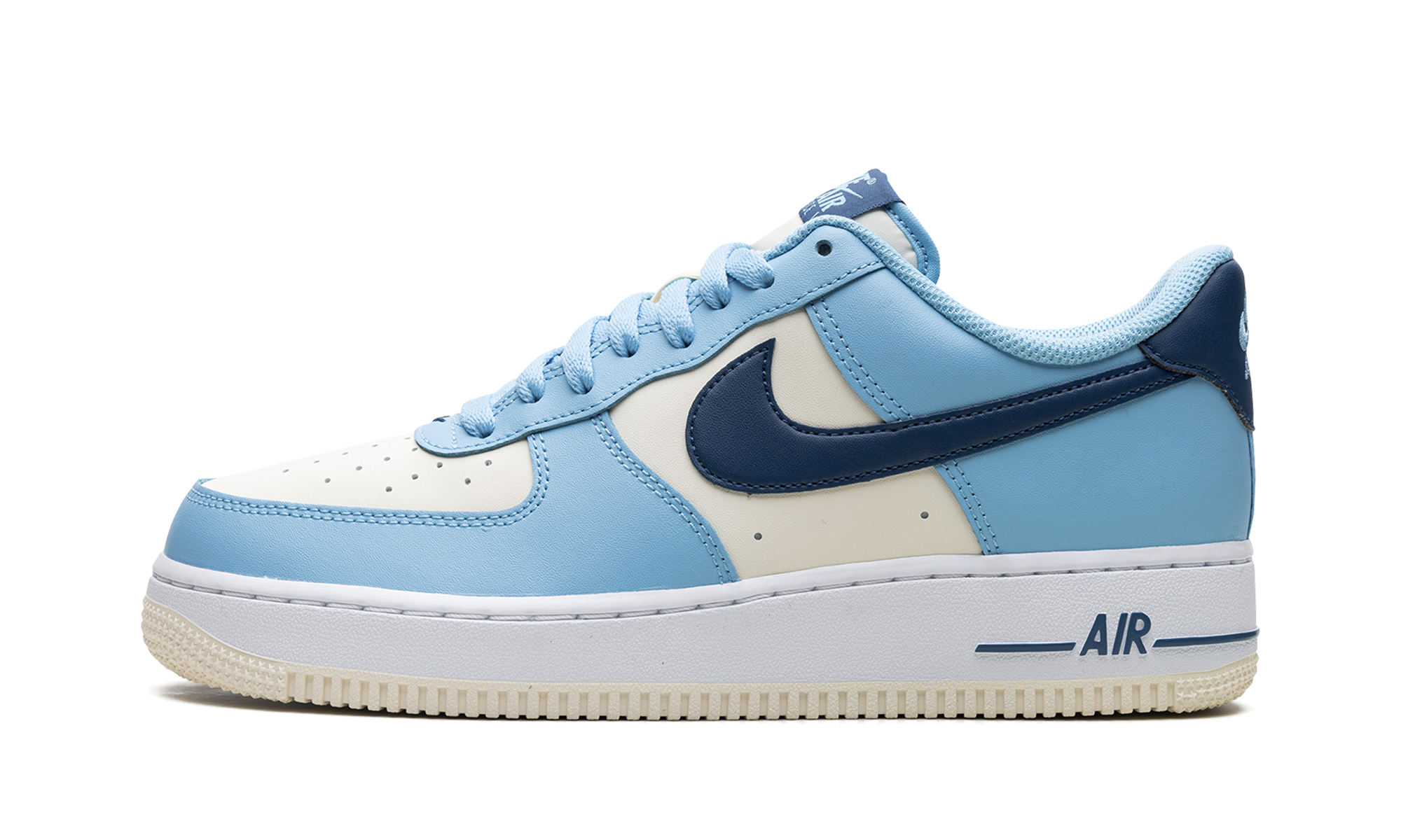 Air Force 1 Low  Aquarius Blue Coconut Milk