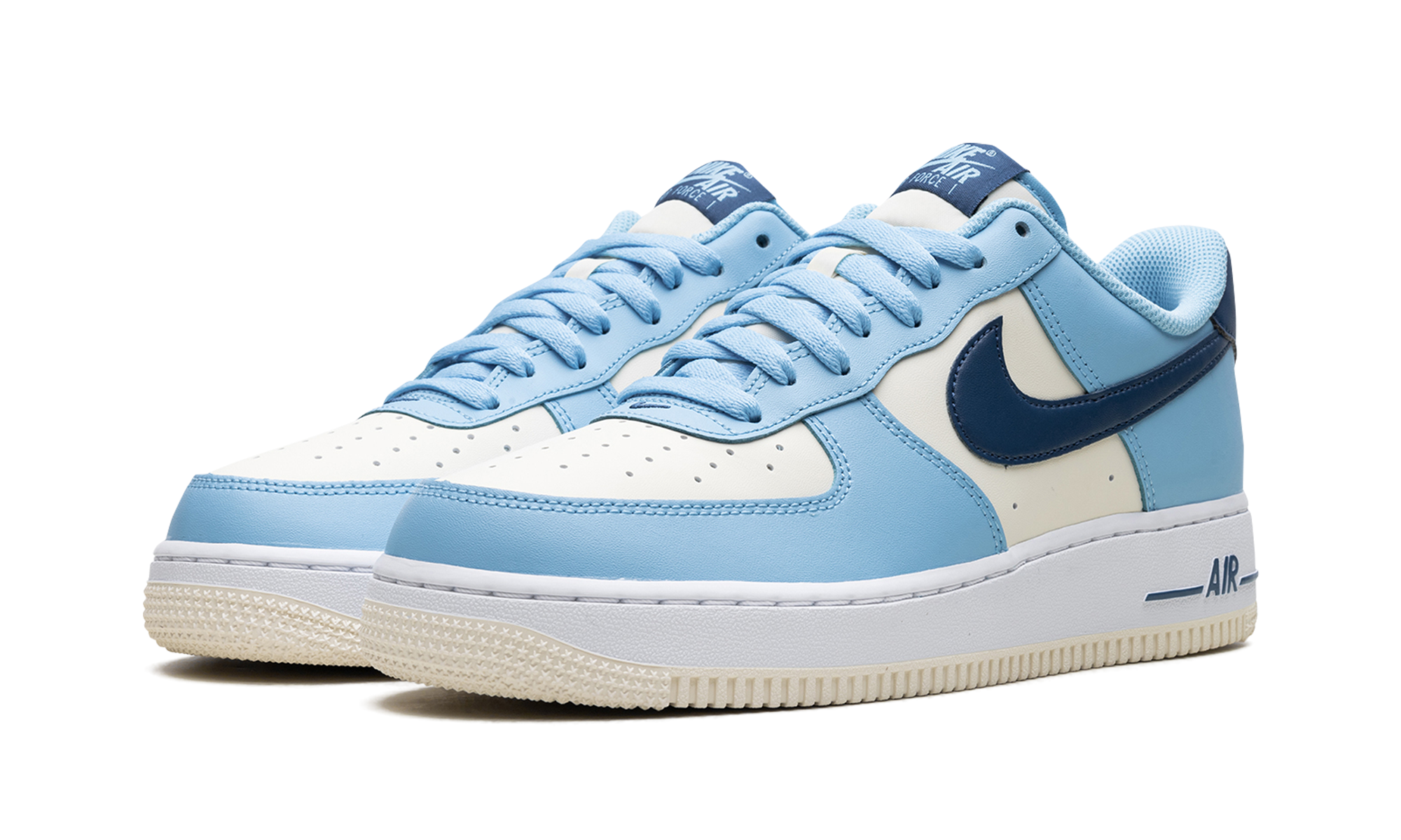 Air Force 1 Low  Aquarius Blue Coconut Milk