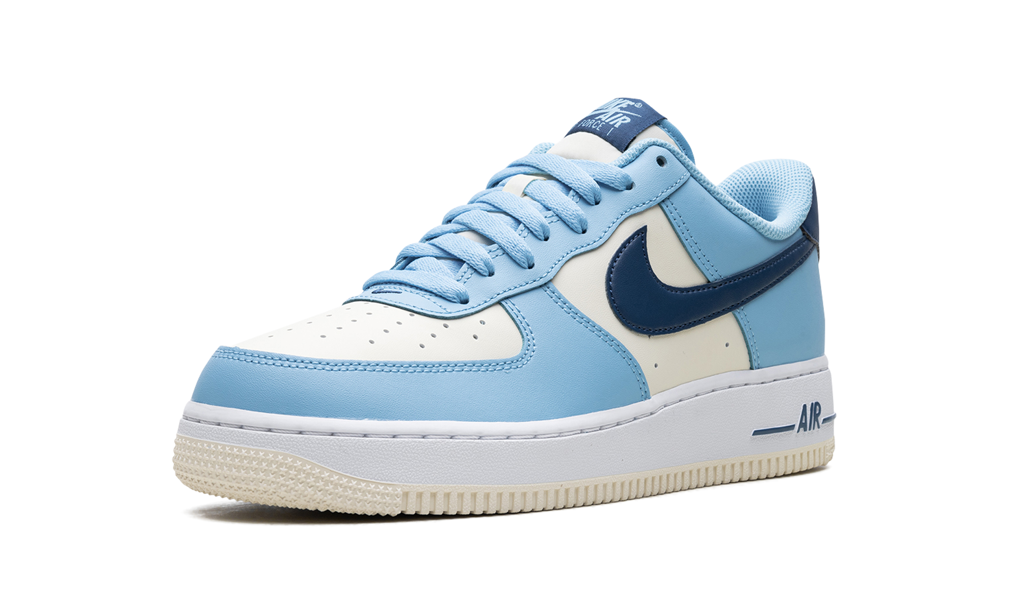 Air Force 1 Low  Aquarius Blue Coconut Milk