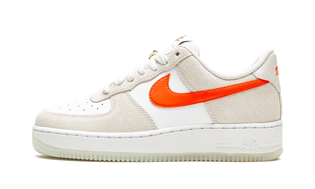 AIR FORCE 1 '07 SE MNS WMNS  First Use