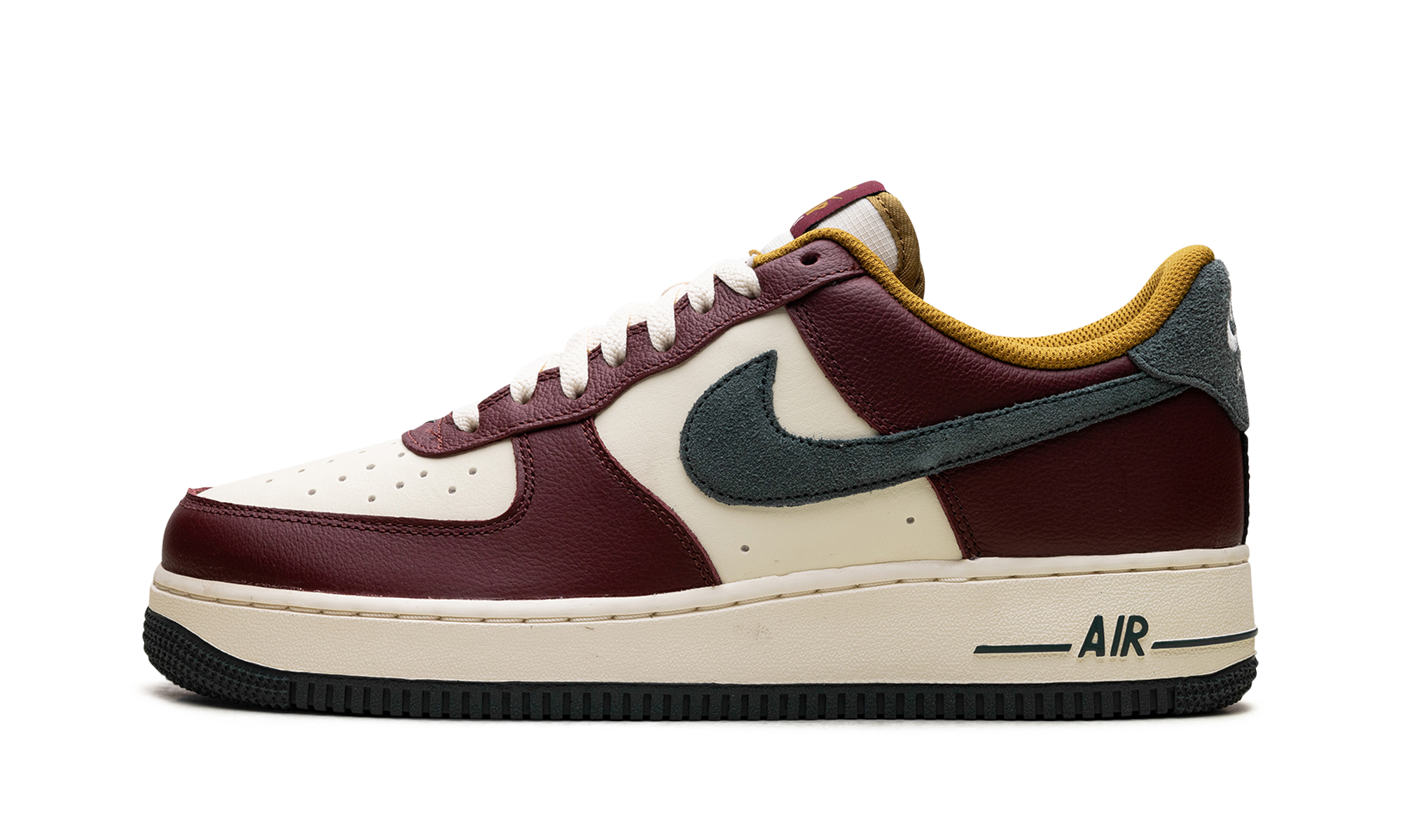 Air Force 1  Dark Team Red Vintage Green